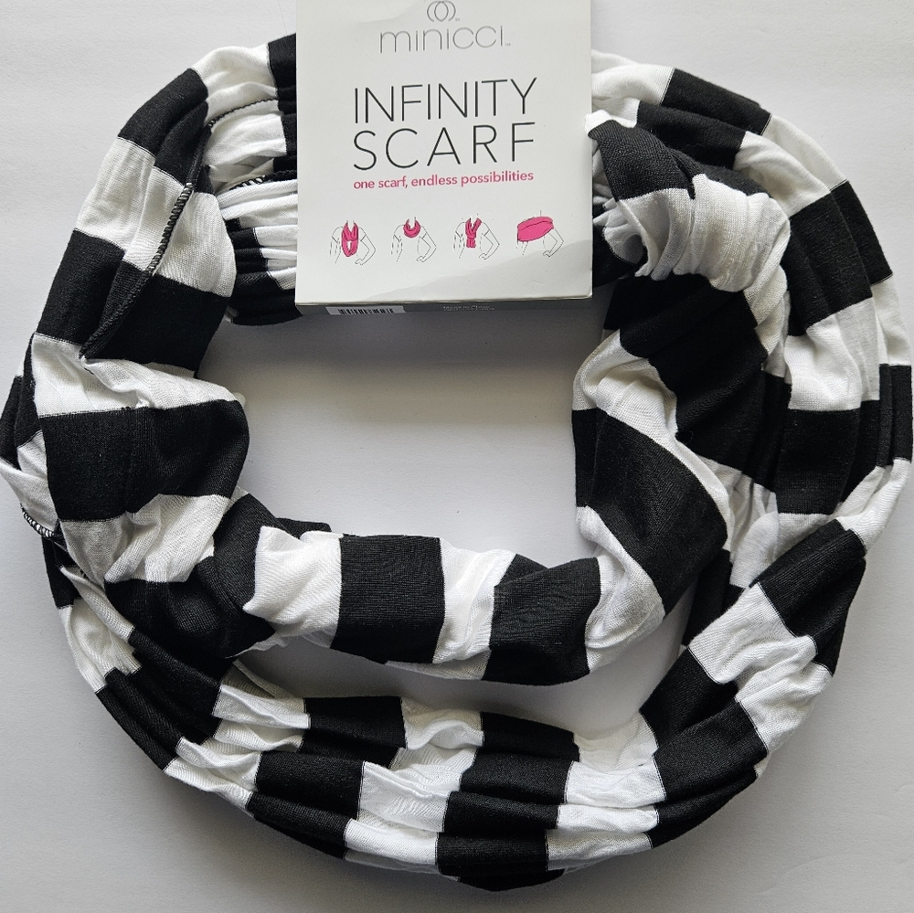 Minicci Black and White Stripe Infinity Scarf